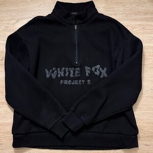 Oversized Women’s White Fox Black Half Zip